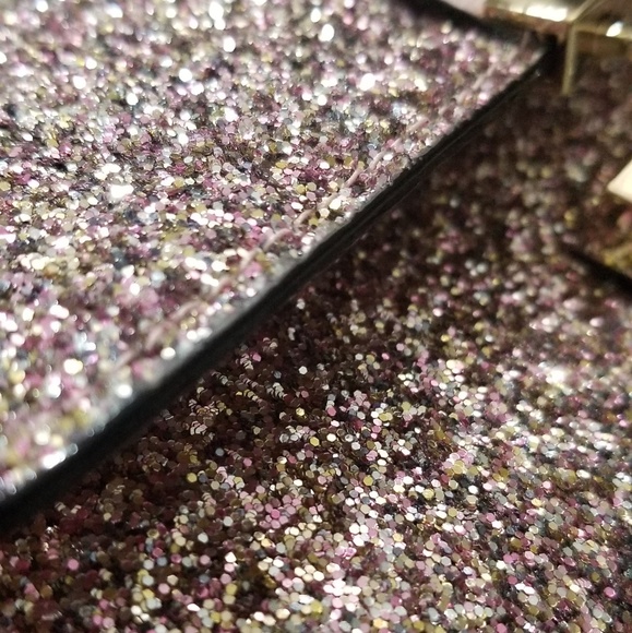 🍒NEW🍒 KATE SPADE PINK BLING WRISTLET WALLET - Picture 6 of 6